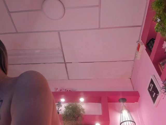 MeliissaAdams's BongaCams show and profile