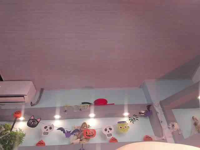 MeliissaAdams webcam