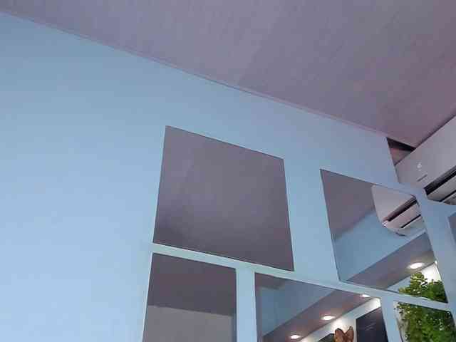 MeliissaAdams MeliissaAdams