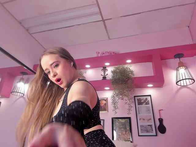 MeliissaAdams MeliissaAdams