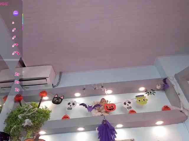 MeliissaAdams webcam