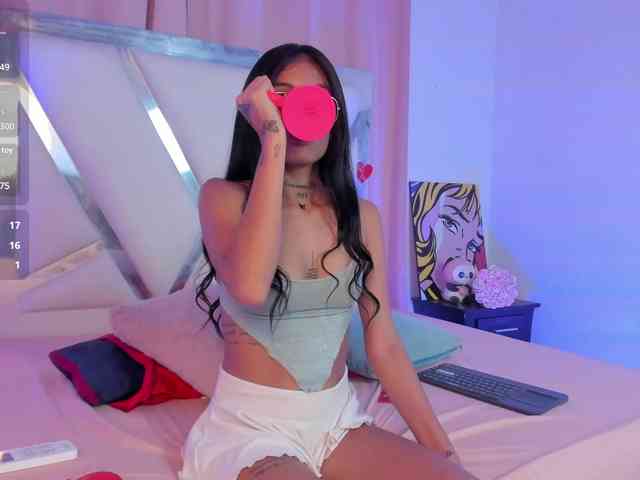 Victoria-Hot2121 webcam