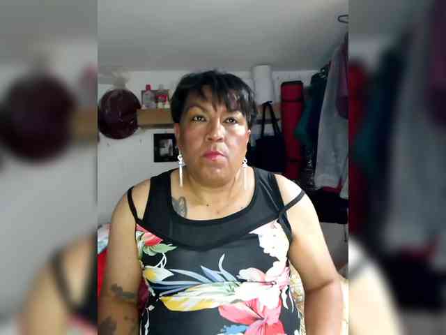 stephany765 Live Webcam on BongaCams