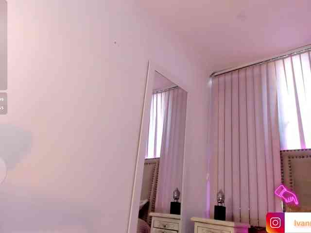IvannaWest Live Webcam on BongaCams