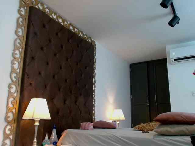 SofiiaMartinez webcam
