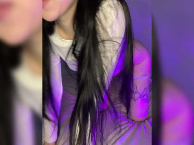 Kulllich's BongaCams show and profile