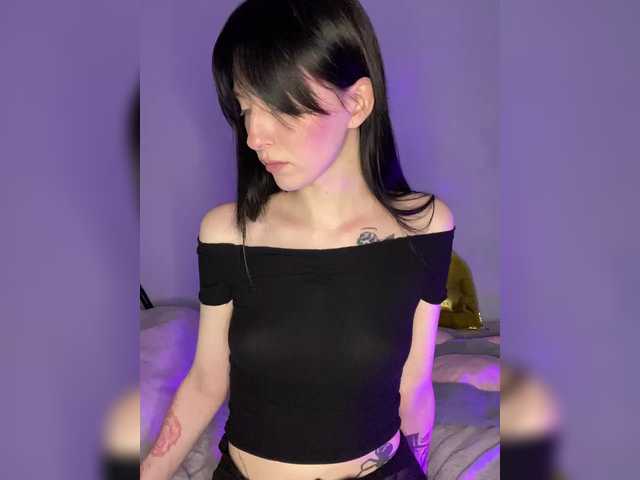 Kulllich's BongaCams show and profile