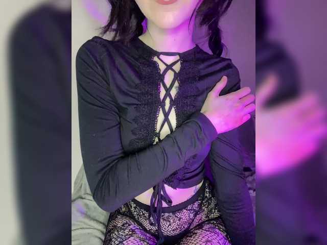 Kulllich's BongaCams show and profile