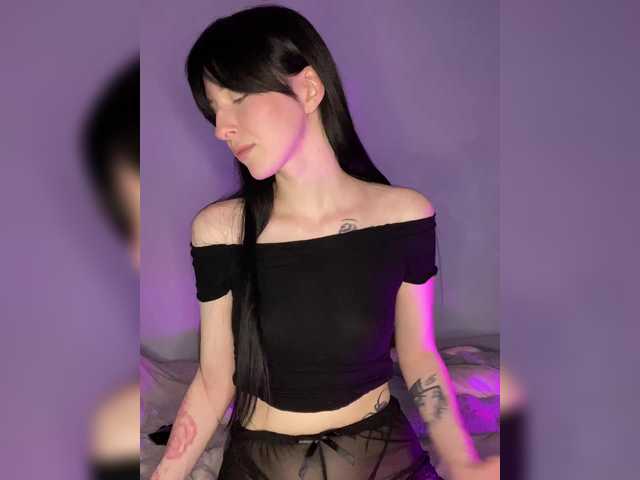 Kulllich's BongaCams show and profile