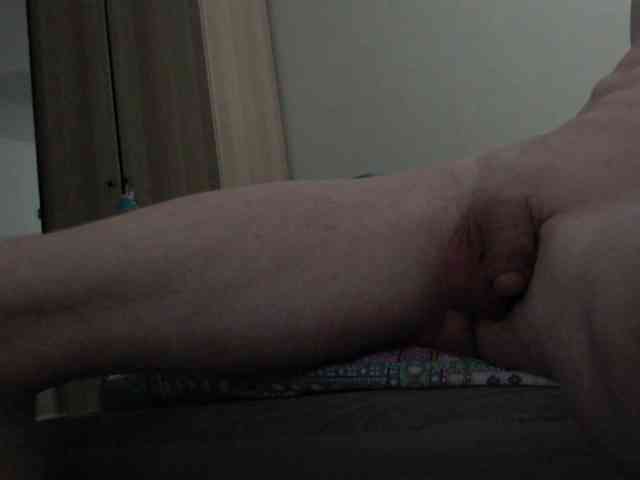 mcapwell Live Webcam on BongaCams