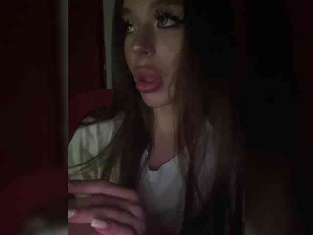 TastyKitty69 webcam