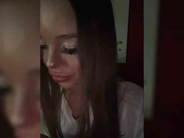 TastyKitty69 webcam