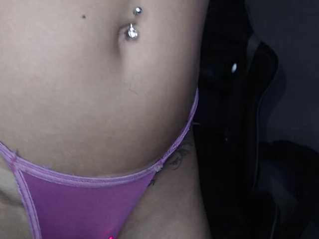 privadinha's BongaCams show and profile