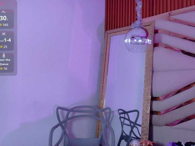 innocenthazel's BongaCams show and profile