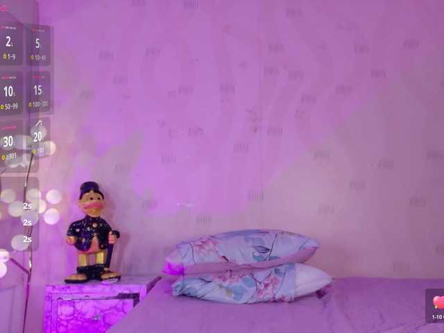 innocenthazel's BongaCams show and profile