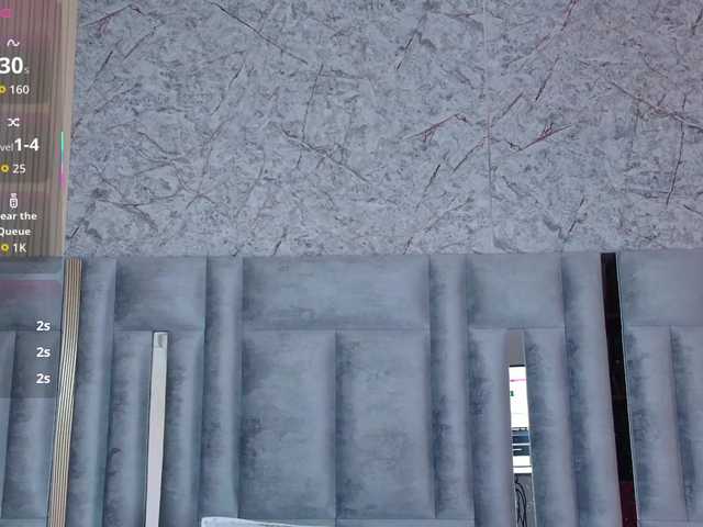 Offline innocenthazel on BongaCams