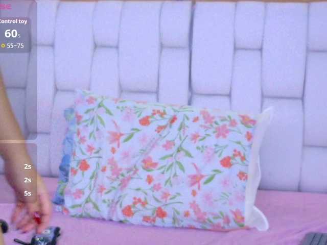 innocenthazel's BongaCams show and profile