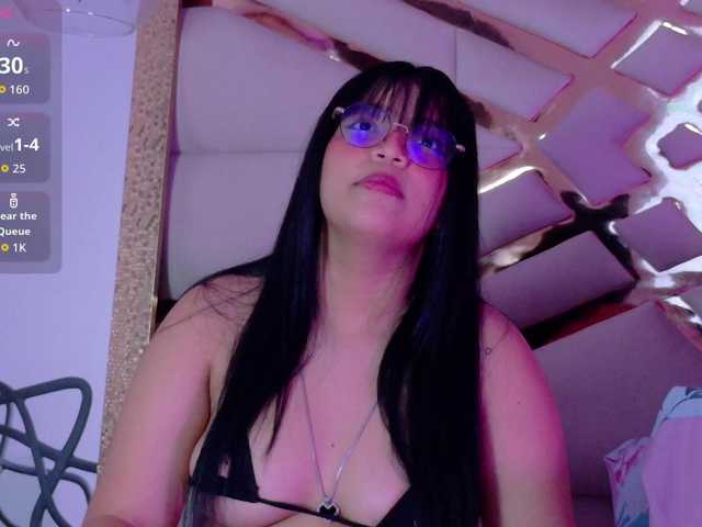 innocenthazel's BongaCams show and profile