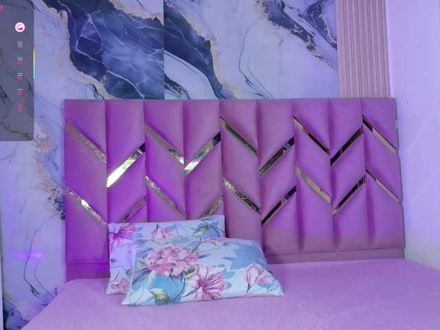 innocenthazel's BongaCams show and profile