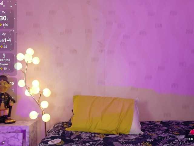 innocenthazel's BongaCams show and profile