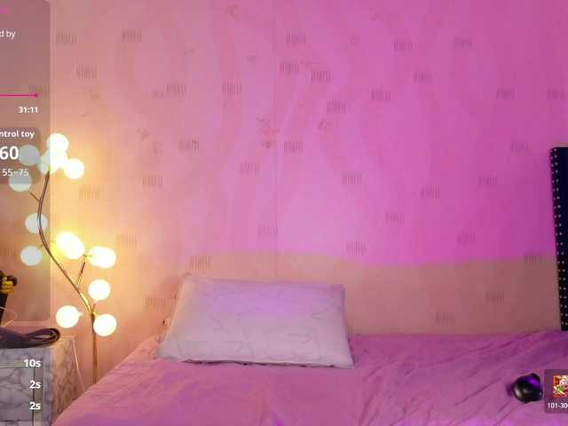 innocenthazel's BongaCams show and profile