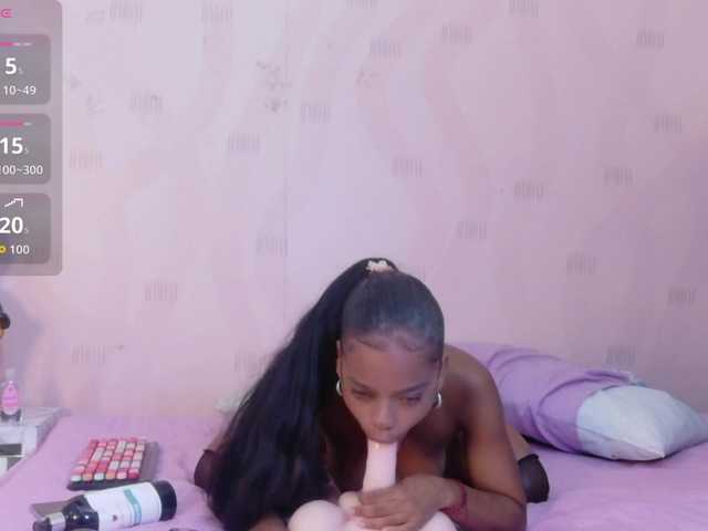 innocenthazel's BongaCams show and profile