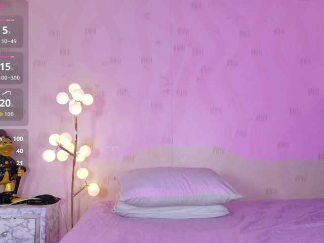 innocenthazel's BongaCams show and profile