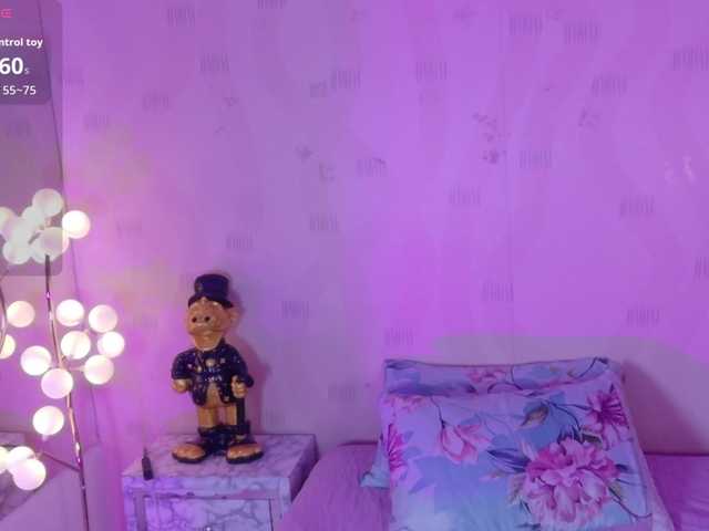 innocenthazel's BongaCams show and profile