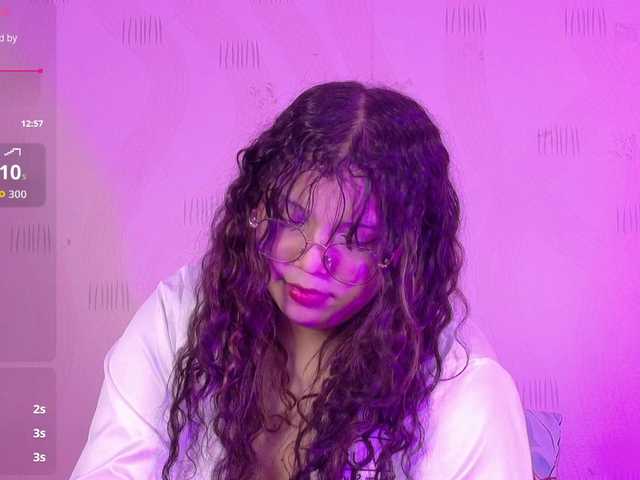 innocenthazel's BongaCams show and profile