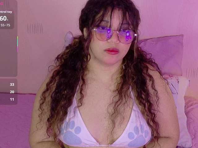 innocenthazel's BongaCams show and profile