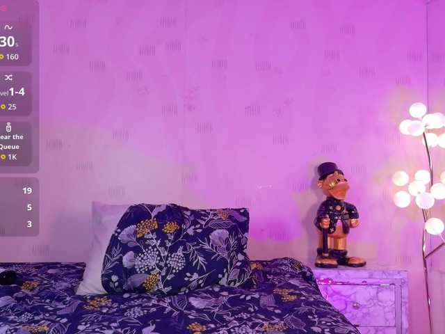 innocenthazel's BongaCams show and profile