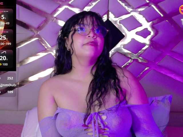 innocenthazel's BongaCams show and profile