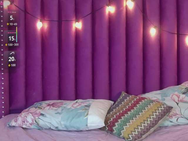 innocenthazel's BongaCams show and profile