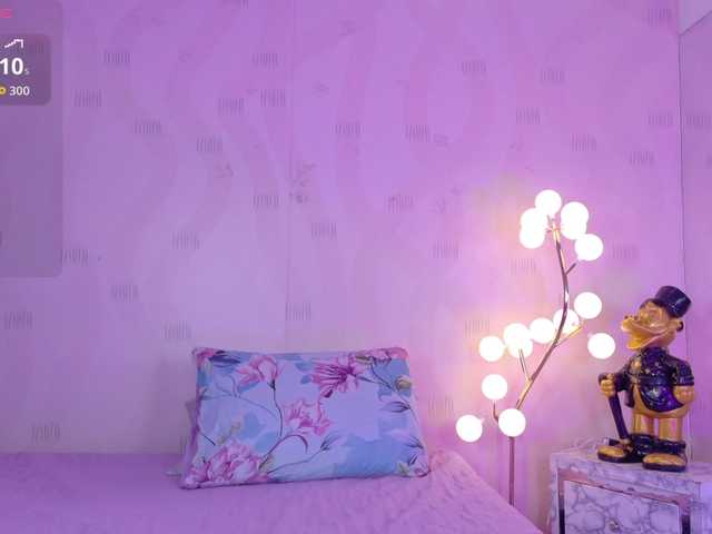 innocenthazel's BongaCams show and profile