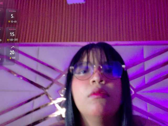 innocenthazel's BongaCams show and profile