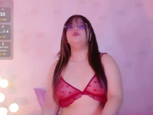 innocenthazel's BongaCams show and profile