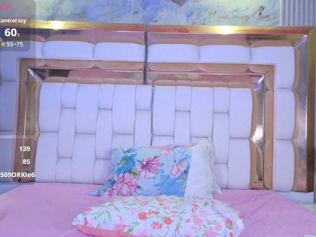 innocenthazel's BongaCams show and profile