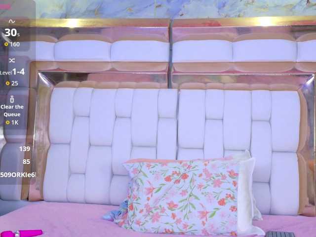 innocenthazel's BongaCams show and profile