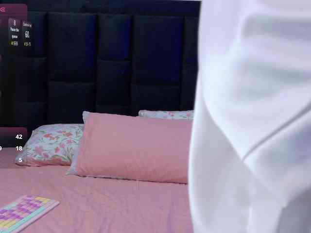 innocenthazel webcam