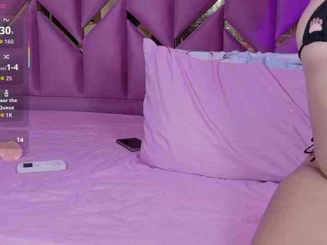 innocenthazel webcam