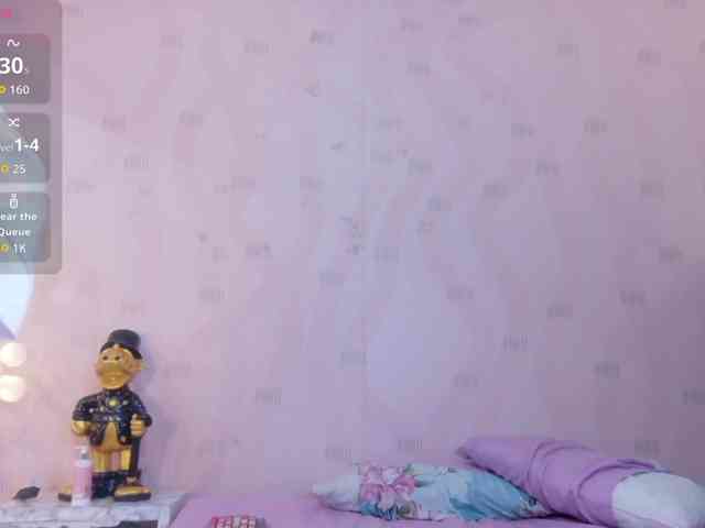 innocenthazel webcam