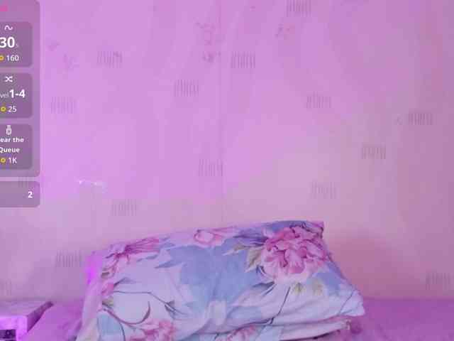 innocenthazel webcam