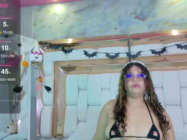 innocenthazel webcam