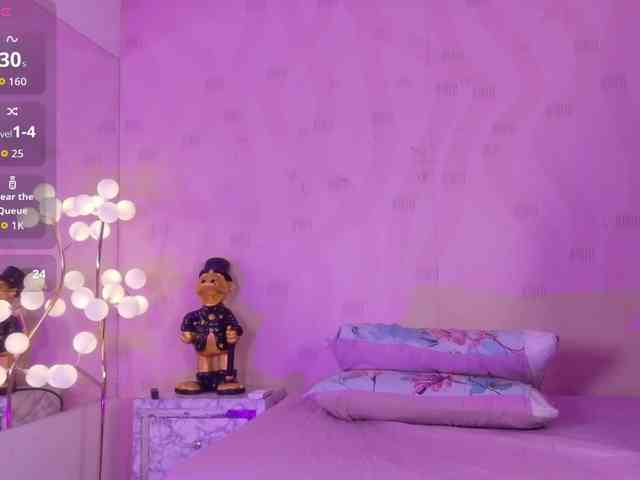 innocenthazel webcam