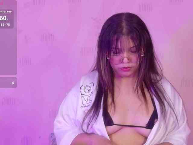 innocenthazel webcam