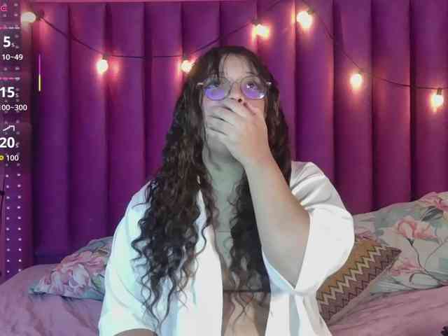 innocenthazel webcam