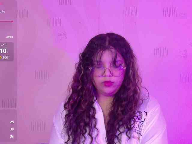 innocenthazel webcam