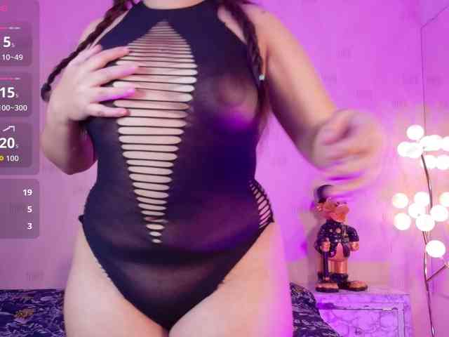 innocenthazel webcam