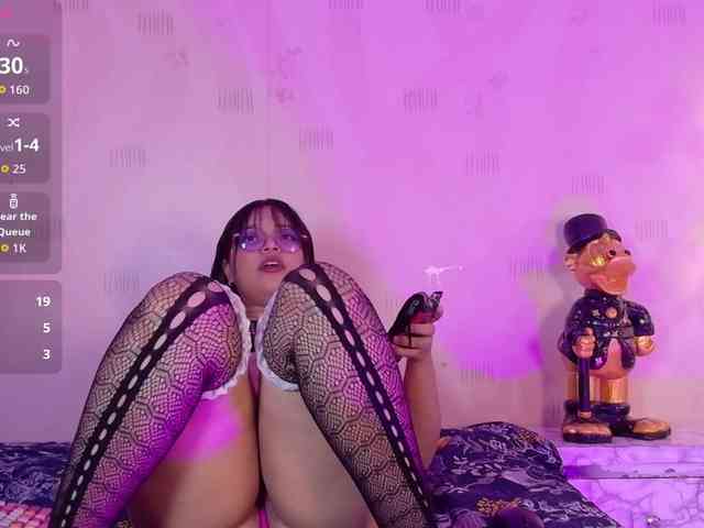 innocenthazel webcam