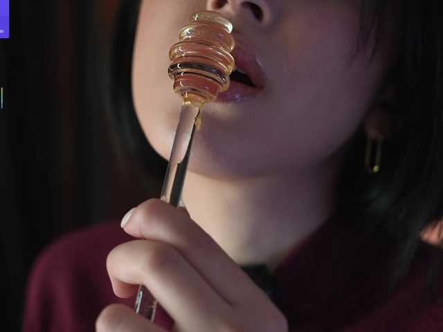 AnnieHill's BongaCams show and profile